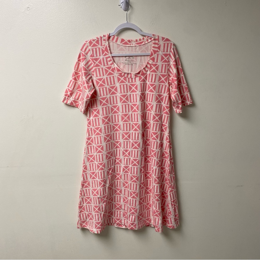 Mahi Gold Size Extra Large Pink and White T‎ Shirt Dress